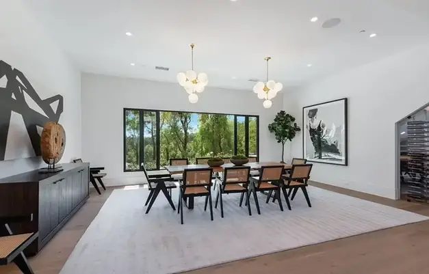 Jaden Smith's dining room