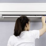 Cleaning An Airconditioner
