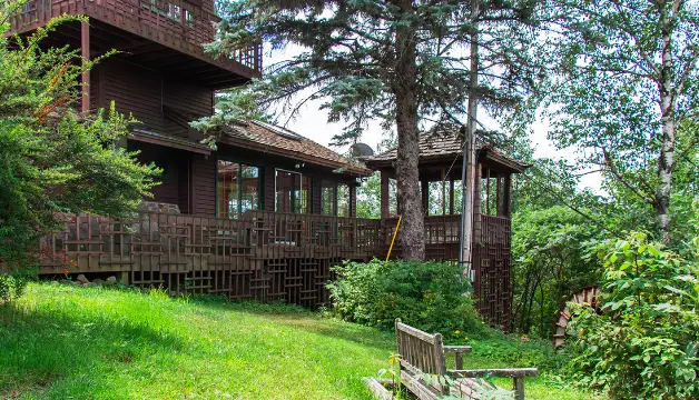 Rustic Japanese Home in Lake Georgia, NY