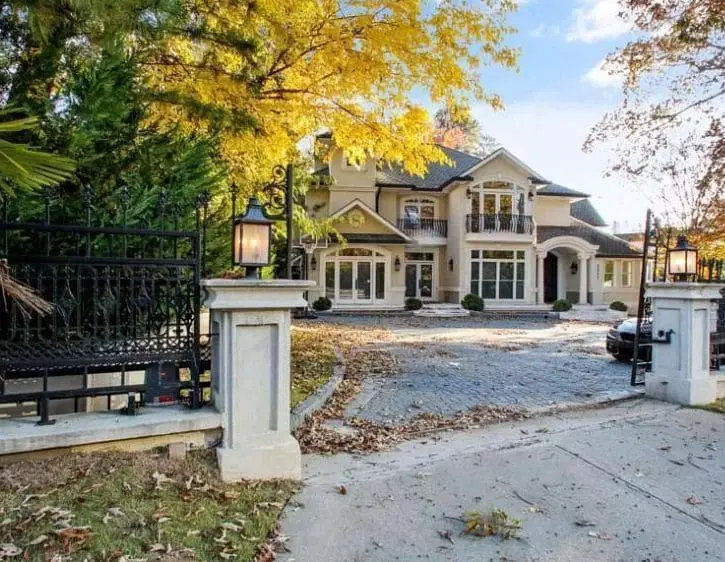 View of Young Thug's house from outside the gate