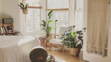 Bedroom With Plants