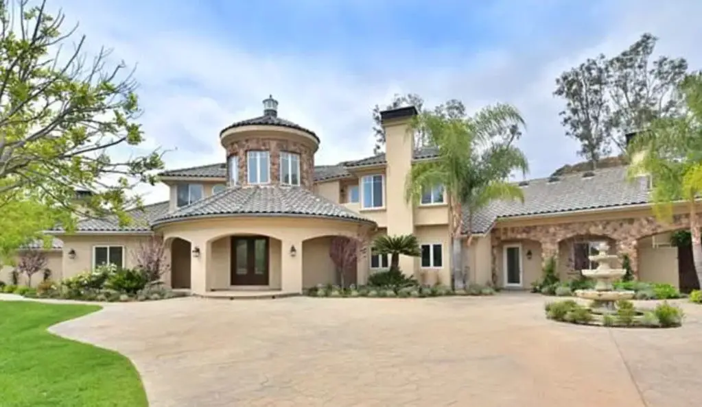 Exterior of Kevin Hart's house