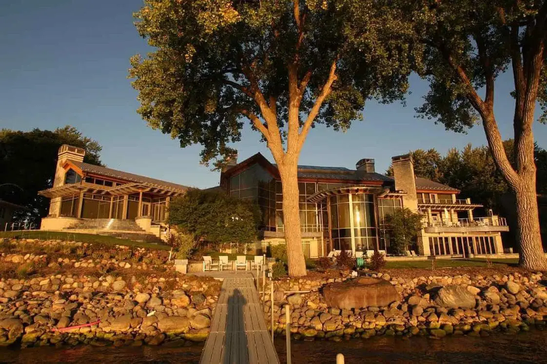 Top 10 Most Expensive Houses in Iowa 2023 A Peek Inside the Luxurious List
