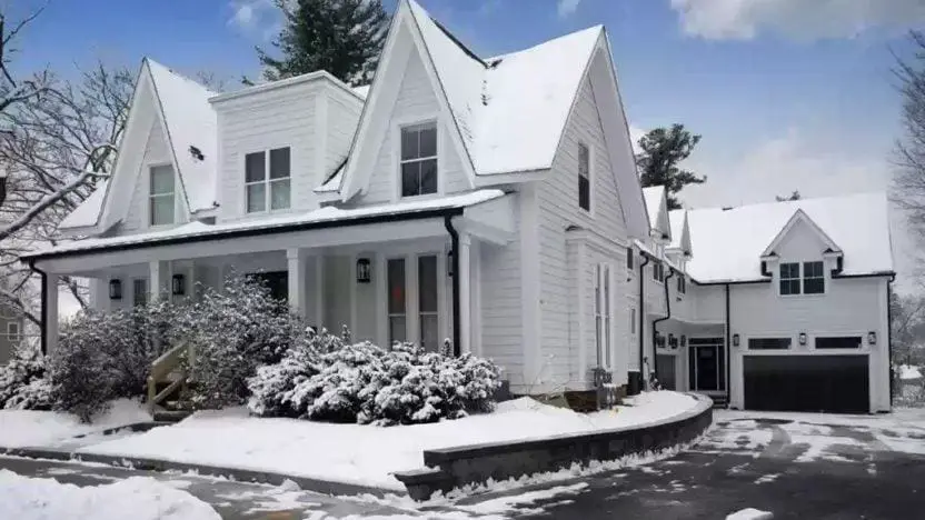 Exterior View of Jayson Tatum’s Newton, MA house (Source: Realtor.com)