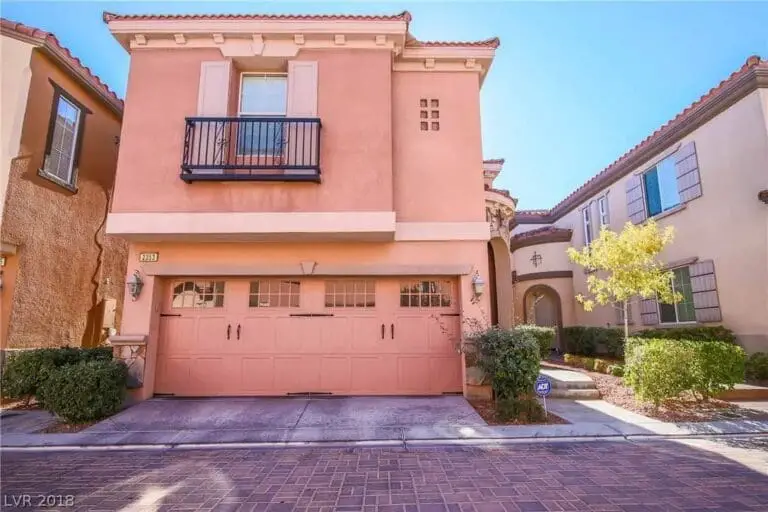 Collin Morikawa's Luxurious Las Vegas House