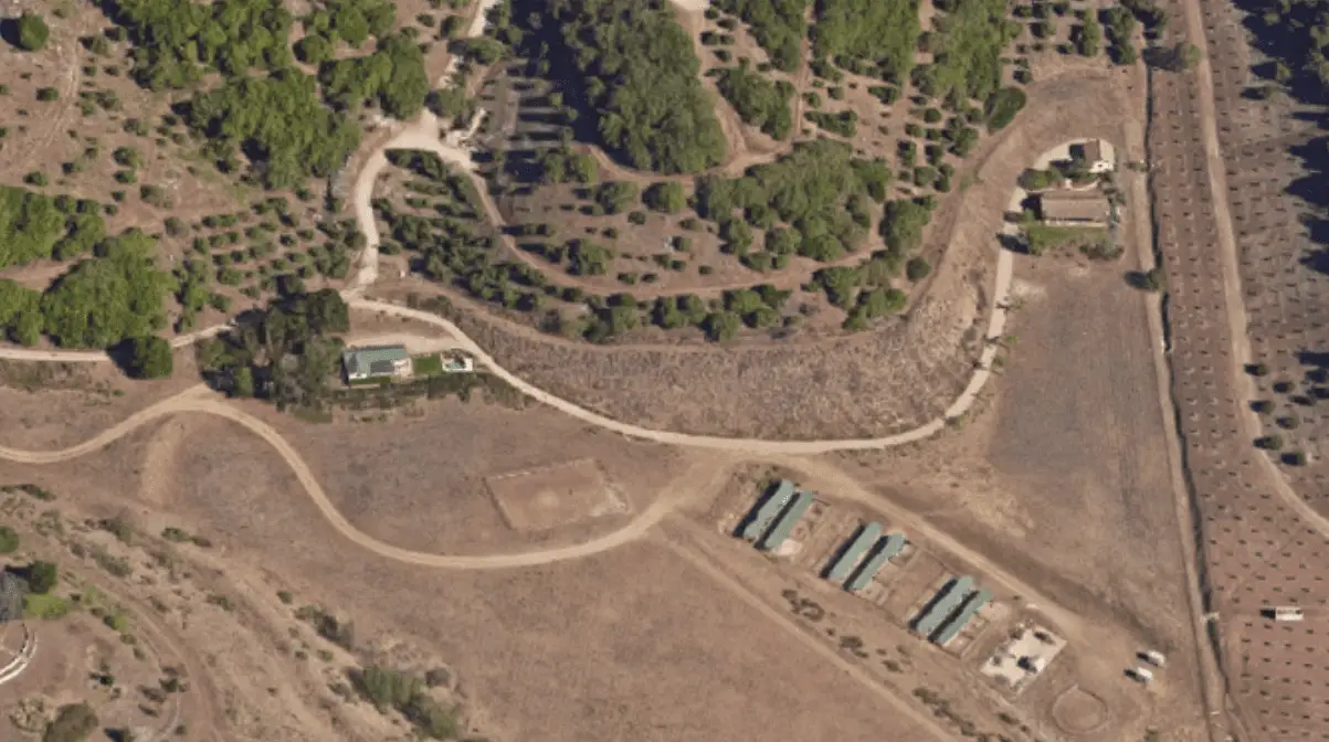 Aerial view of Michael Keaton’s ranch (Source: Dirt.com)