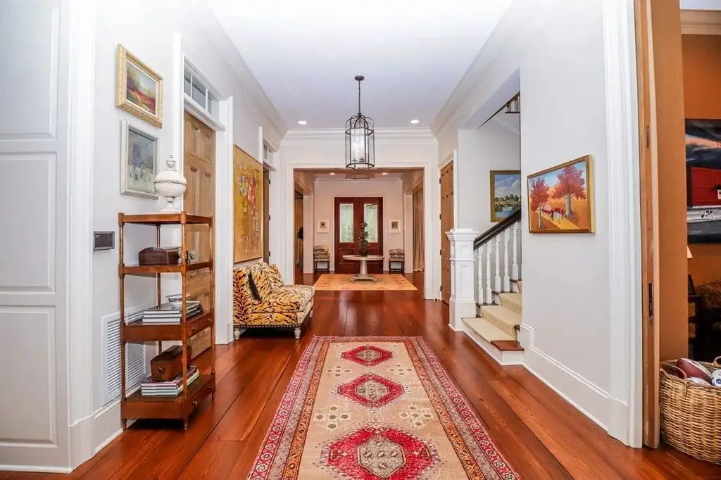 Eli Manning Is Trying To Sell His Oxford, Mississippi House -- Again –  OutKick