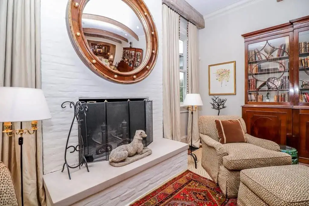 Eli Manning Is Trying To Sell His Oxford, Mississippi House -- Again –  OutKick