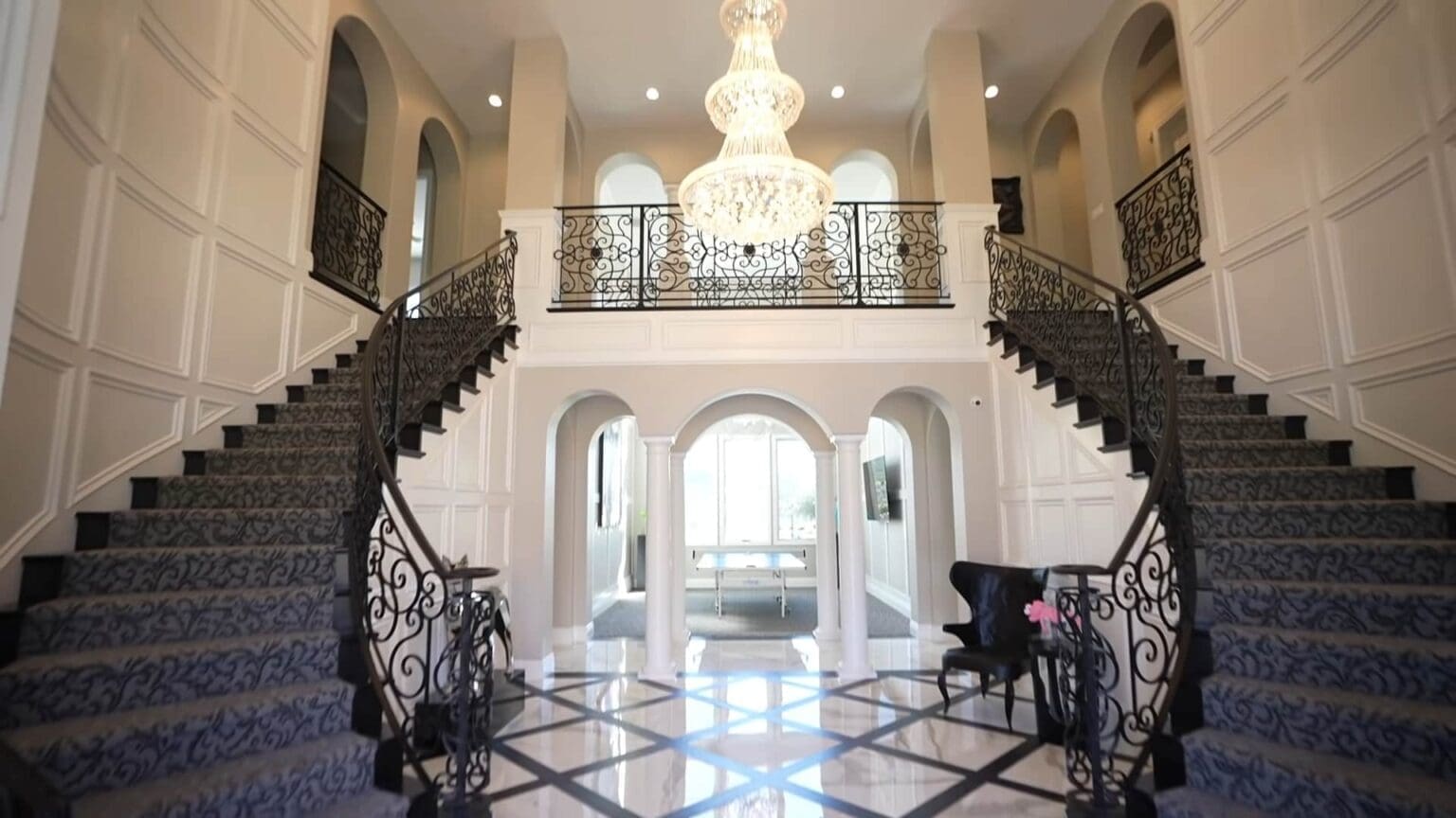 Faze Rug's House Unveiled Where Luxury and Lifestyle Meet