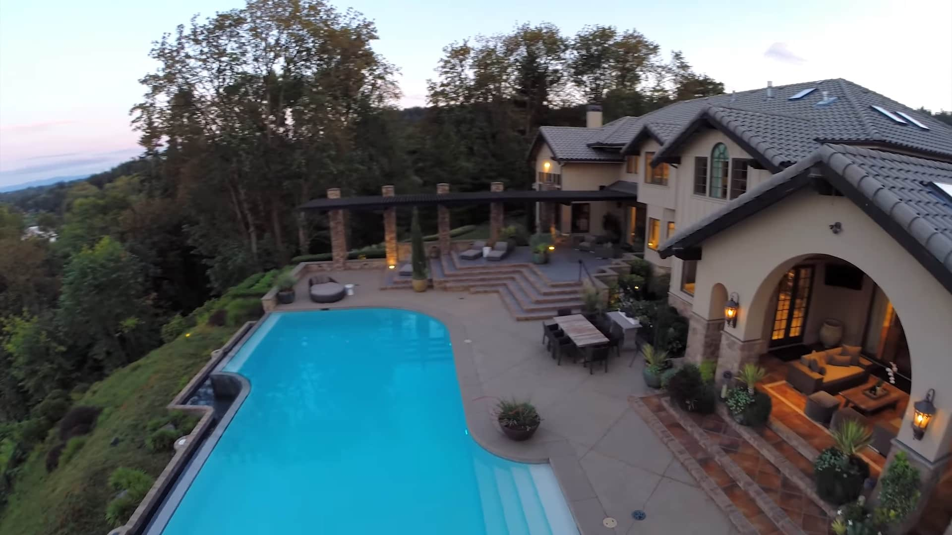 Damian Lillard’s pool