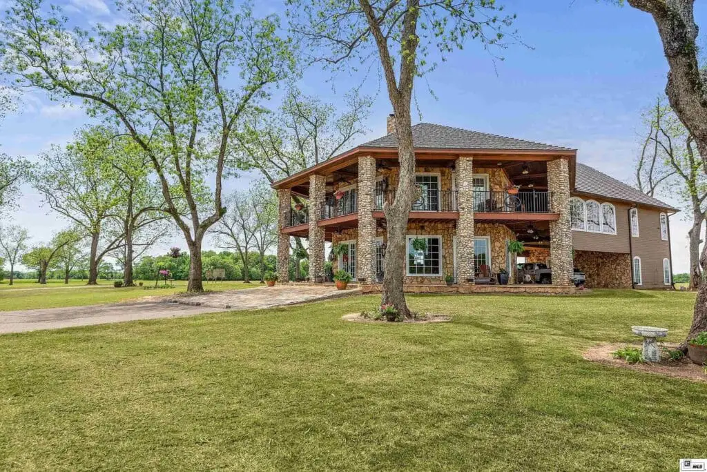 4302 Highway 135, Mangham - $7,495,000