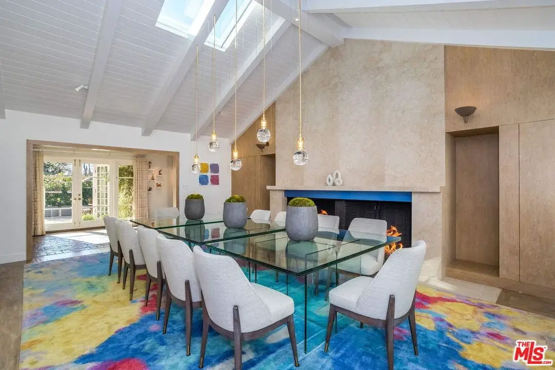 Jim Carrey’s dining room