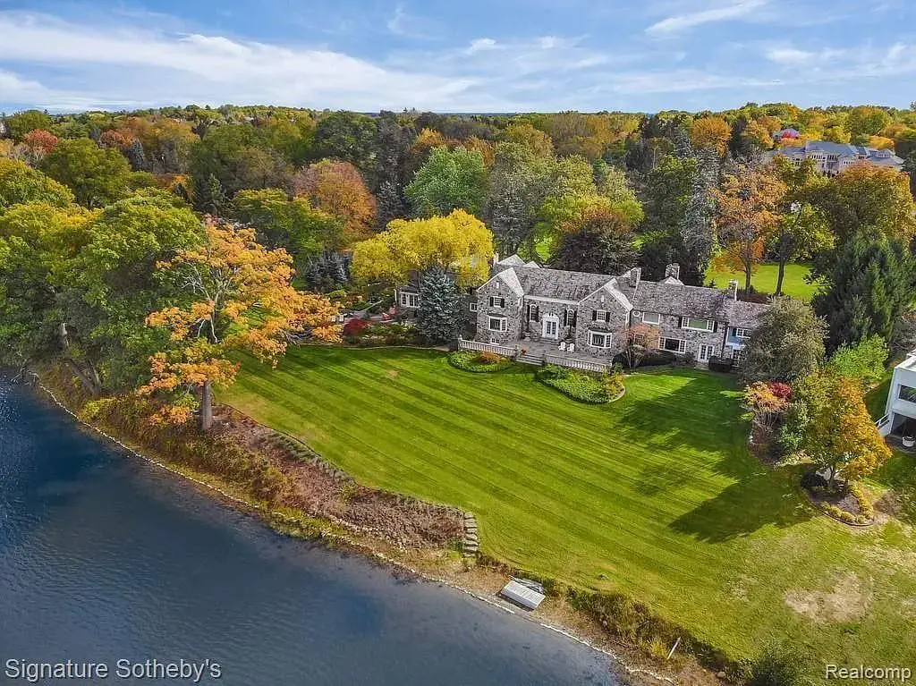 1500 W Long Lake Rd, Bloomfield Hills - $9,999,000