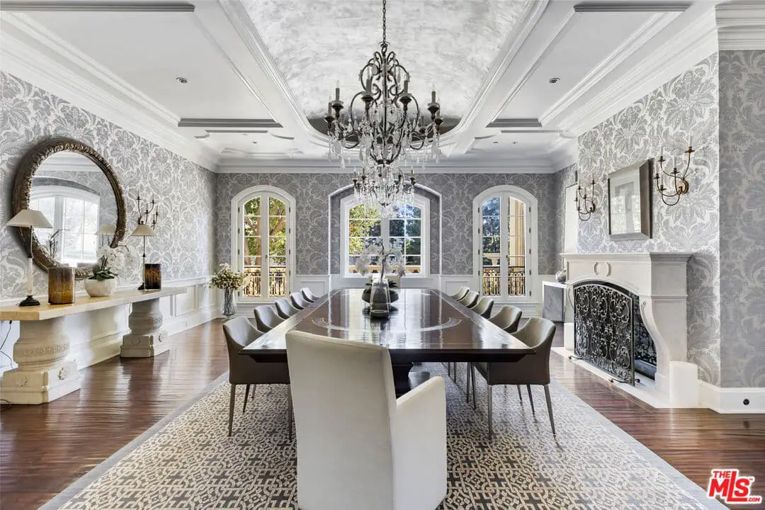 Mark Wahlberg's dining room