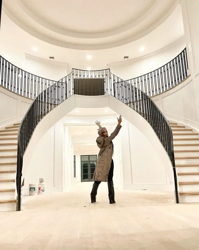 Cardi B’s foyer