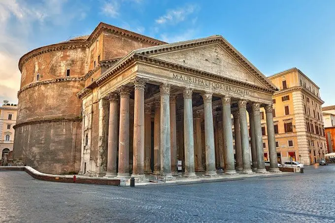 The Pantheon, Italy