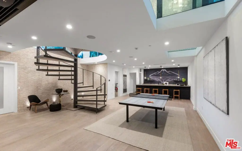 Brooklyn Beckham’s game room