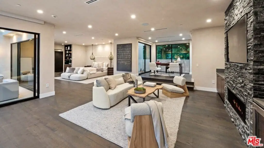 Brooklyn Beckham’s master suite