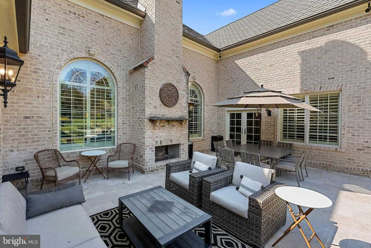 Carson Wentz’s outdoor patio