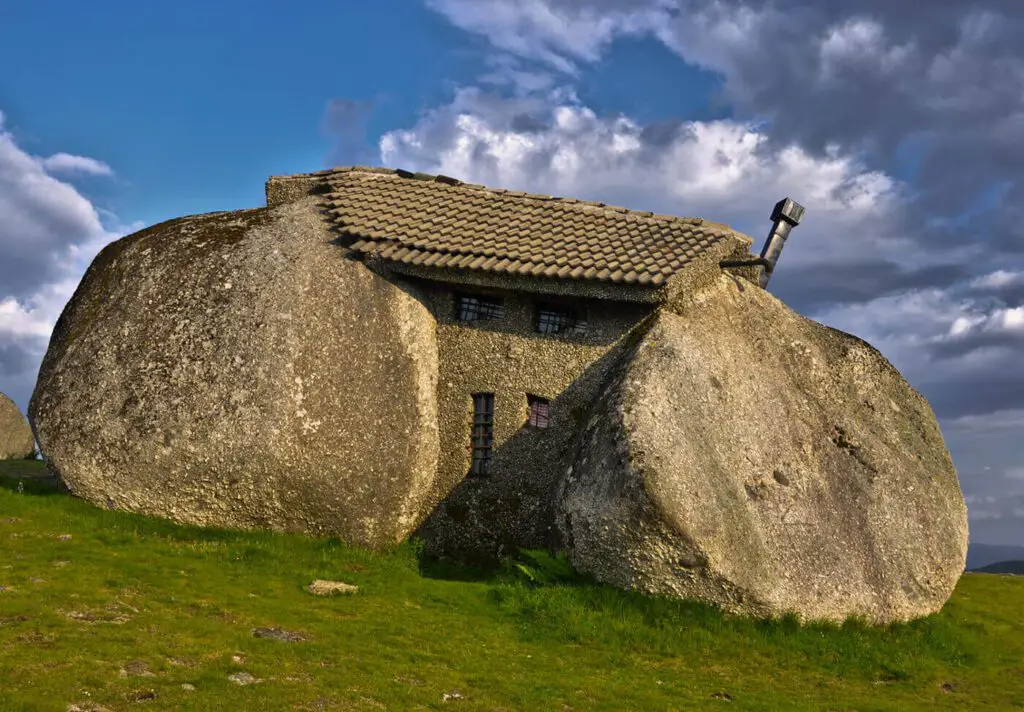 stone house portugal