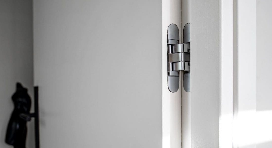 Concealed Hinge