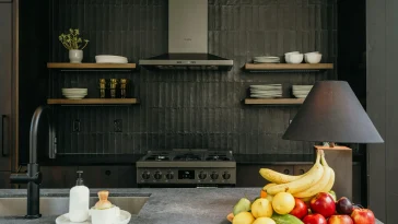 Black Kitchen Design