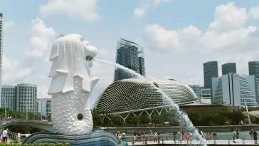Merlion Statue In Singapore